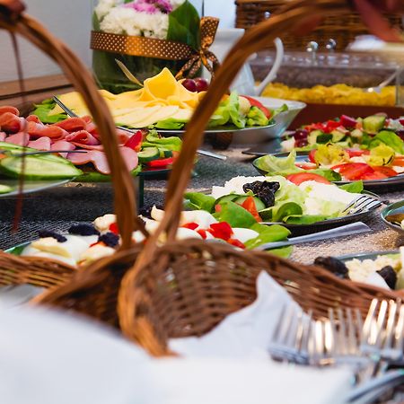 Hotel Diament Economy Gliwice Bagian luar foto